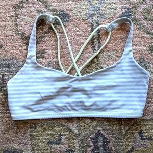 Lululemon Free to Be Sports bra